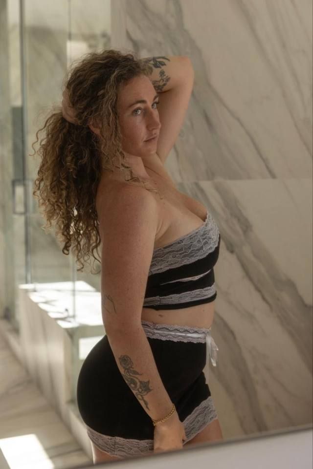 NO PAYMENT REQUIRED- SEXY SINGLE MOM AVAILABLE FOR MEET AND FUCK AS LONG AS YOU KNOW HOW TO USE YOUR DIVK 🍑🍑💦💦 - Image 2