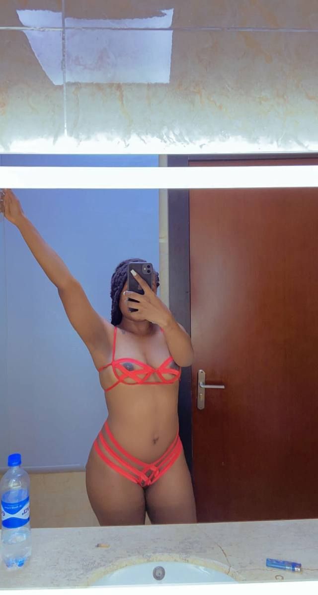 REAL EBONY DOWN FOR HOLIDAY MEET UP
IM DOWN TO FUCK NOW. Telegram: Munalove707 signal: Munarose.25 - Image 3